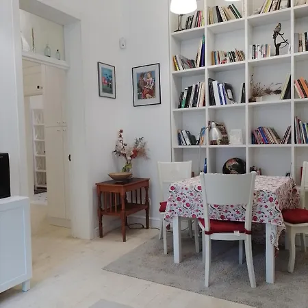 Apartment On Universytetska *